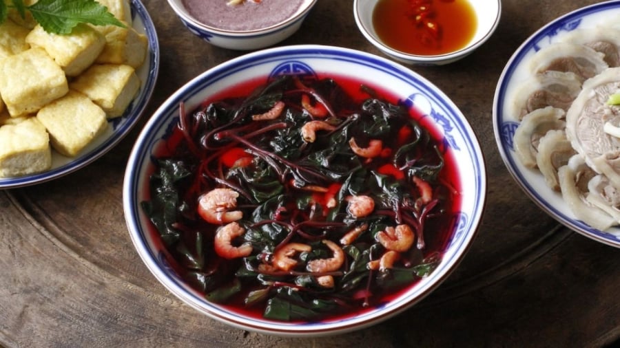 100 gram rau dền có thể cung cấp từ 191-267mg canxi.