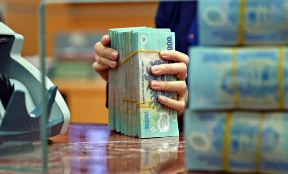 Áp dụng với người cao tuổi thuộc hộ nghèo, cận nghèo, không có người phụng dưỡng hoặc có người phụng dưỡng nhưng không có khả năng lao động hay đang hưởng trợ cấp xã hội hằng tháng.