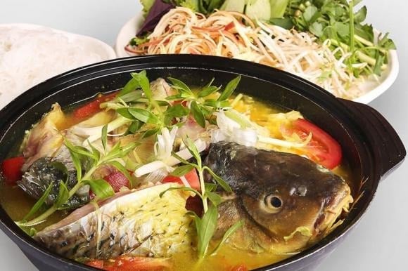 Nhiều nghiên cứu công bố trên tạp chí Frontiers in Nutrition cho thấy selen có trong cá nước ngọt giúp kích hoạt các enzyme chống oxy hóa và hỗ trợ chức năng tuyến giáp. 