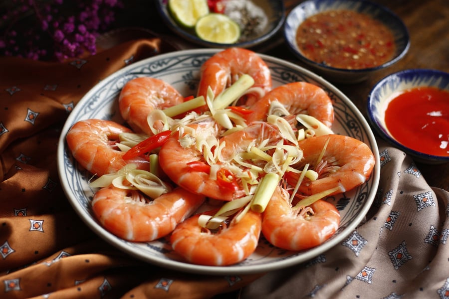 Sai lầm khi ăn tôm 