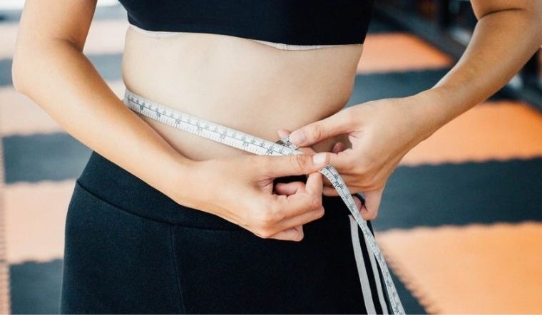 Việc xác định chính xác thời điểm no 7–8 phần không hề dễ, nhất là khi đối diện với những món ăn hấp dẫn. Ảnh minh họa