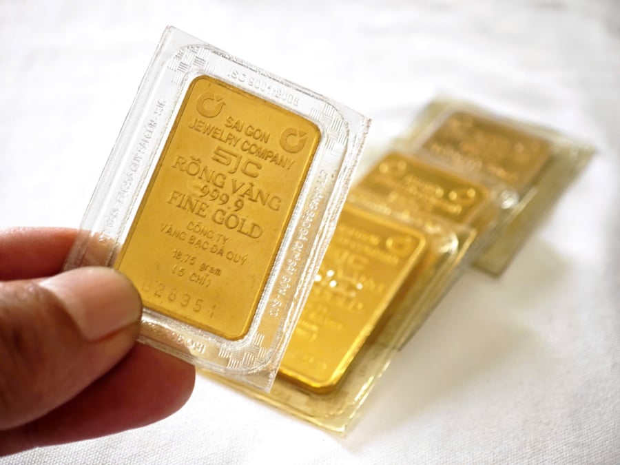 Bên cạnh đó, lợi suất trái phiếu kho bạc Mỹ tăng lên mức cao nhất trong hơn bốn tháng, khi làn sóng bán tháo mạnh trên thị trường trái phiếu Nhật Bản lan rộng ra thị trường nợ toàn cầu.    