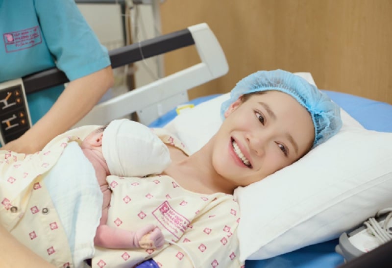 \Nhã Phương - Trường Giang âm thầm làm điều đặc biệt cho con thứ 3  