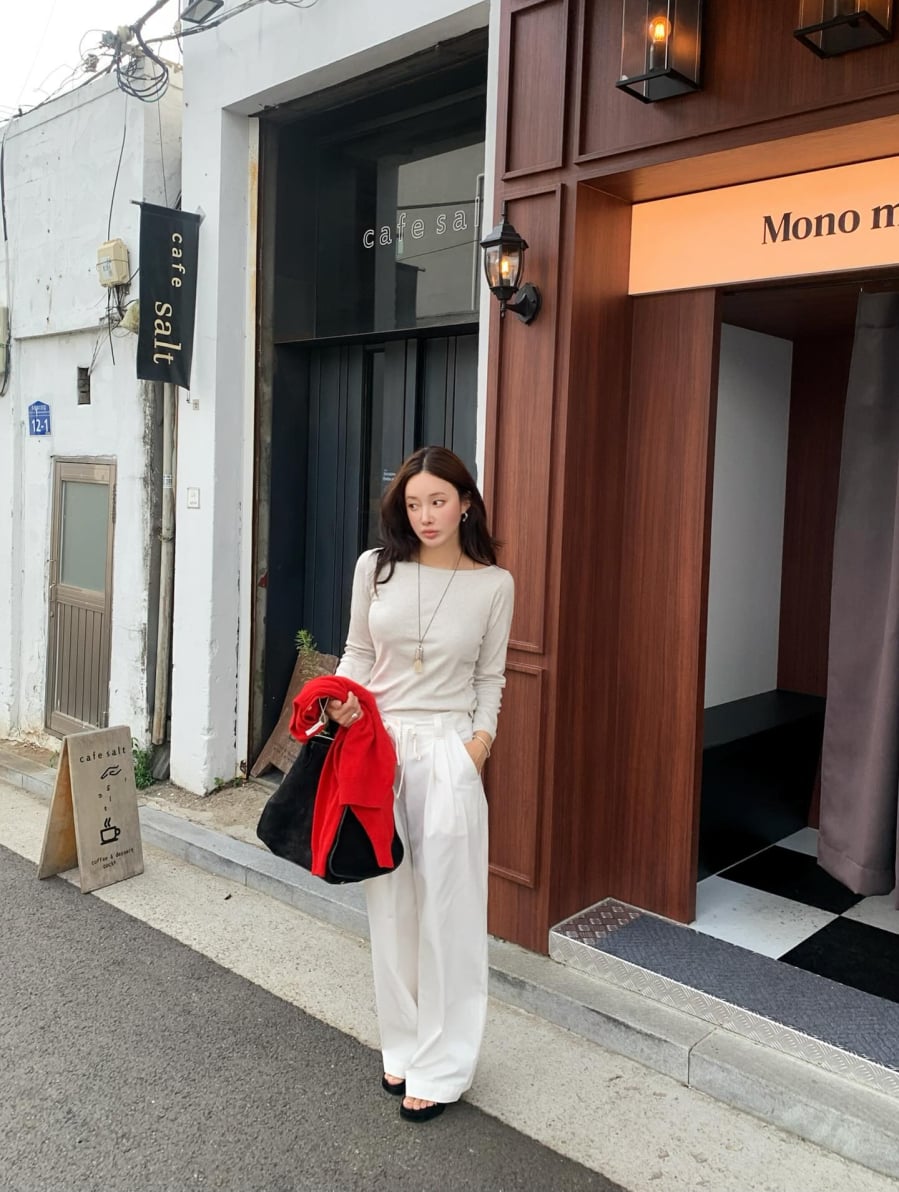 Đây là lựa chọn phù hợp cho những ai ưu tiên sự thoải mái nhưng vẫn muốn giữ hình ảnh gọn gàng, tinh tế.