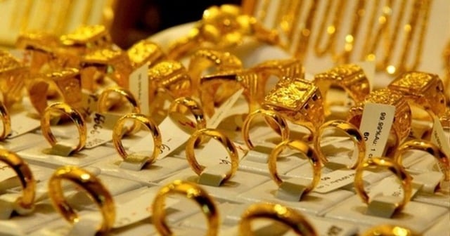 Sau đợt bán tháo mạnh trong tuần trước, thị trường vàng và bạc đang trong quá trình tìm điểm cân bằng.