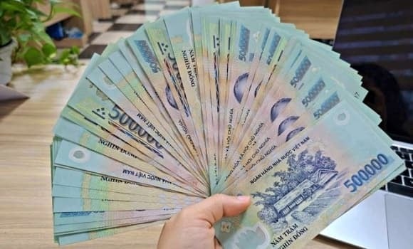 Riêng đối với các đơn vị quy định tại điểm s khoản 1 Điều 2, mức quà được áp dụng là 6.500.000 đồng/suất, trong đó gồm 5.000.000 đồng tiền mặt và quà bằng hiện vật trị giá 1.500.000 đồng.    