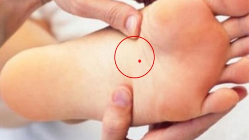 Nốt ruồi may mắn trên lòng bàn chân