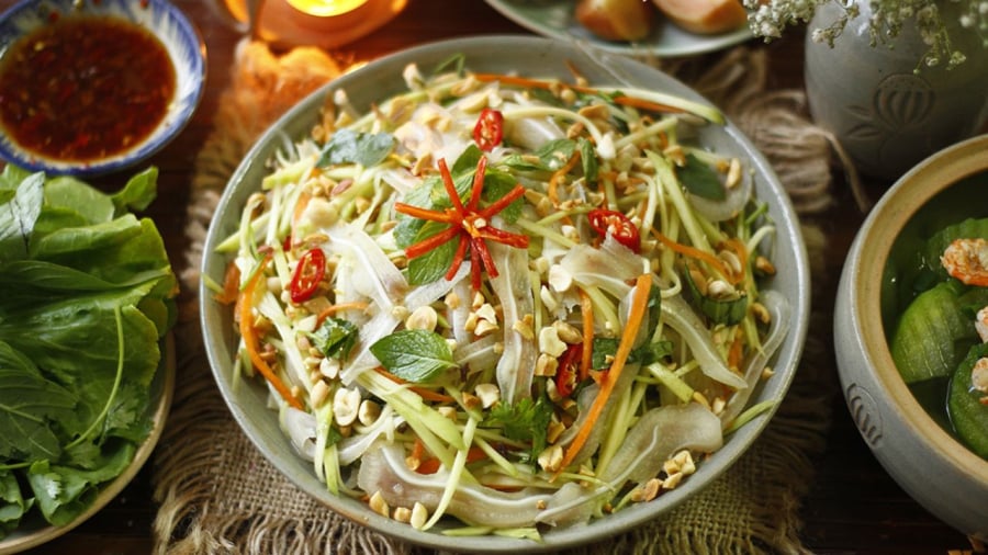 Các loại nộm, gỏi không nên để trong tủ lạnh quá lâu.