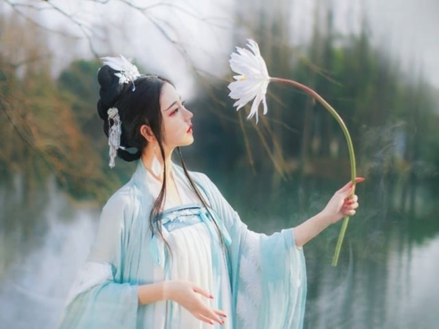 Tướng phụ nữ phúc khí 