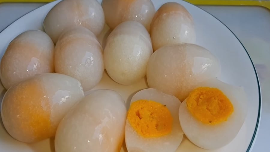 Thường xuyên ăn trứng gà luộc vào bữa sáng, có thể có 6 thay đổi lớn