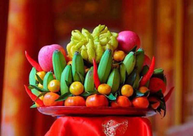 chon-chuoi-thap-huong-co-nen-ghep-2-nai-lai-cho-to-hon-nhung-dai-ky-chon-chuoi-tho-ngay-tet-pham-phai-coi-chung-den-dui-ca-nam-3-2024-01-03-23-33