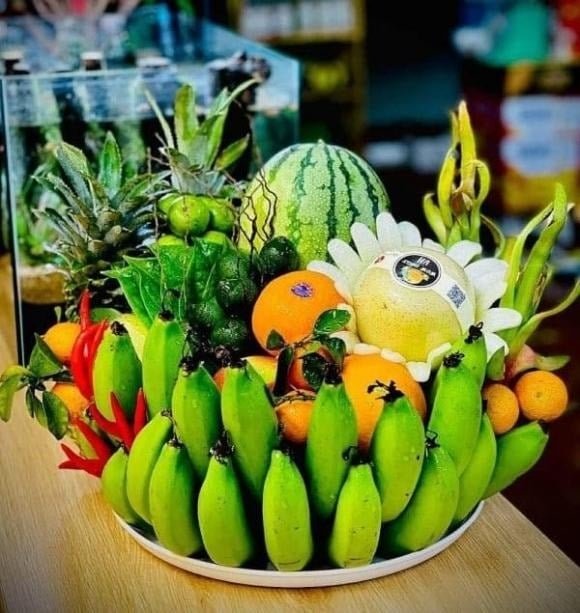 Chuối là loại quả mang giá trị biểu tượng sâu sắc trong mâm ngũ quả, đại diện cho sự gắn kết và nền tảng gia đình.    