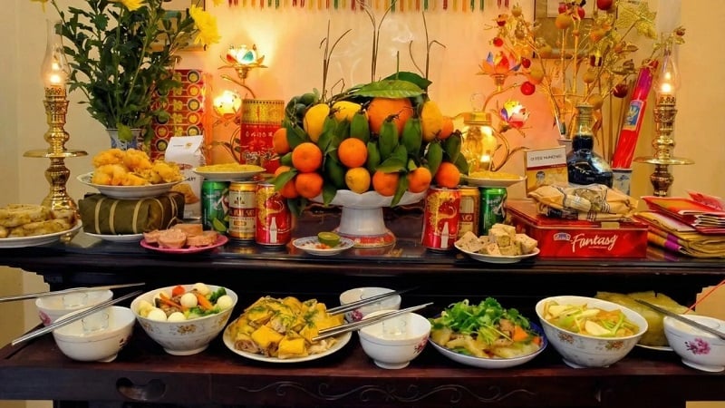 Mâm cúng giao thừa trong nhà    