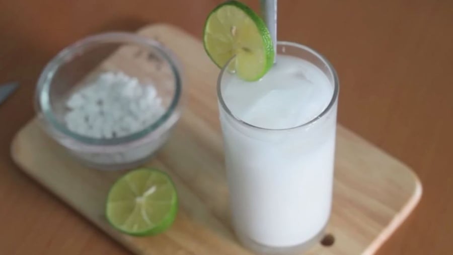 Nước bột sắn dây là loại đồ uống giúp bù nước, giảm khó chịu khi say rượu, hỗ trợ giải rượu nhanh chóng.