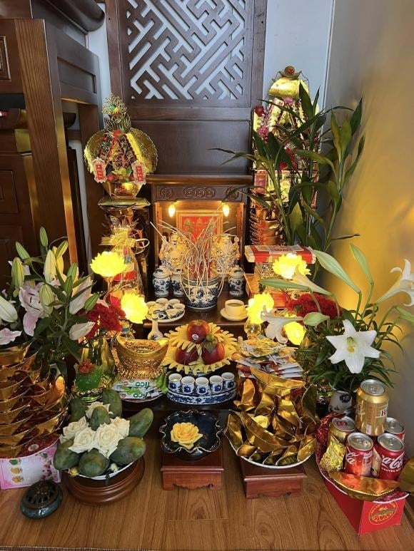 Đây là cách bố trí thông dụng và được nhiều gia đình, cửa hàng lựa chọn. 