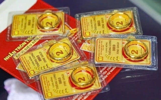 Ở phân khúc vàng nhẫn, SJC tăng 3,6 triệu đồng/lượng, đưa giá giao dịch lên 181,1 – 184,1 triệu đồng/lượng. 