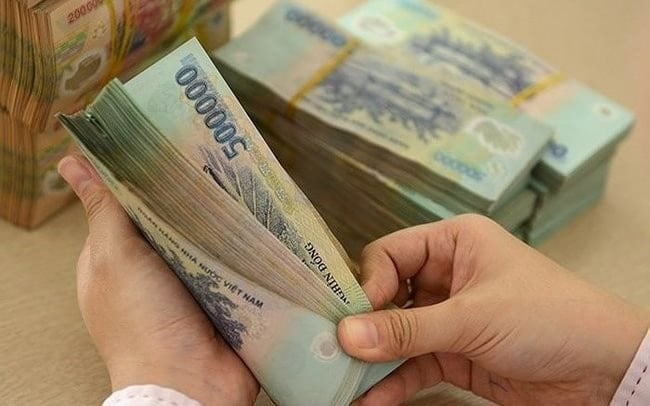 Tuy nhiên, các quy định hiện hành mới dừng lại ở yêu cầu “điều chỉnh trong tháng 3/2026”, chưa nêu rõ thời điểm cụ thể áp dụng mức lương cơ sở mới thay cho mức 2,34 triệu đồng/tháng đang thực hiện.    