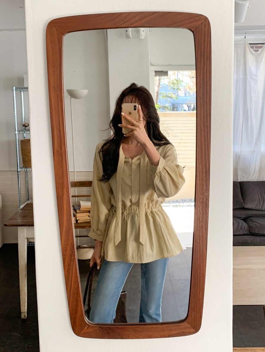 Hồng phấn, xanh mint, tím lilac hay vàng bơ xuất hiện nhiều hơn, mang lại cảm giác tươi mới nhưng không phô trương.