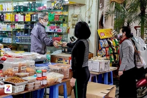 Theo quy định mới, hộ và cá nhân kinh doanh phải thông báo bằng phương thức điện tử cho cơ quan thuế toàn bộ tài khoản ngân hàng và ví điện tử dùng để nhận tiền từ hoạt động sản xuất, kinh doanh. 