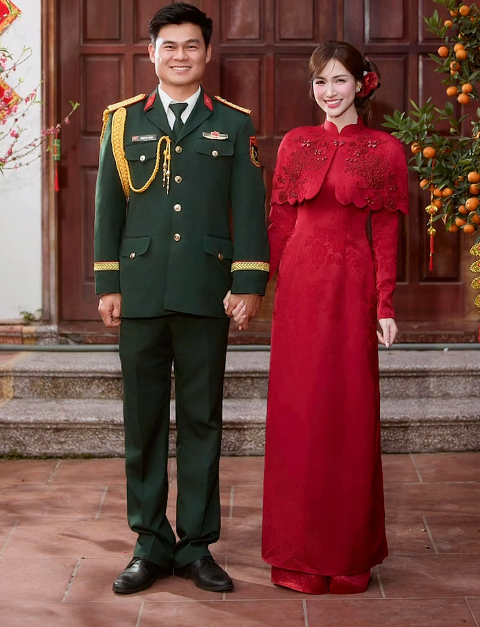 Hoà Minzy công khai bạn trai mới