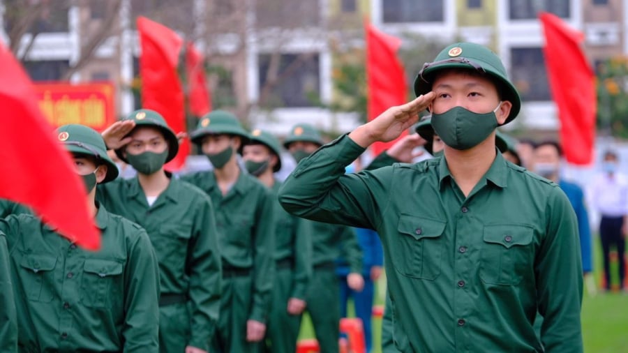 Hạ sĩ quan, binh sĩ được nhà nước đảm bảo bảo hiểm y tế và bảo hiểm xã hội.