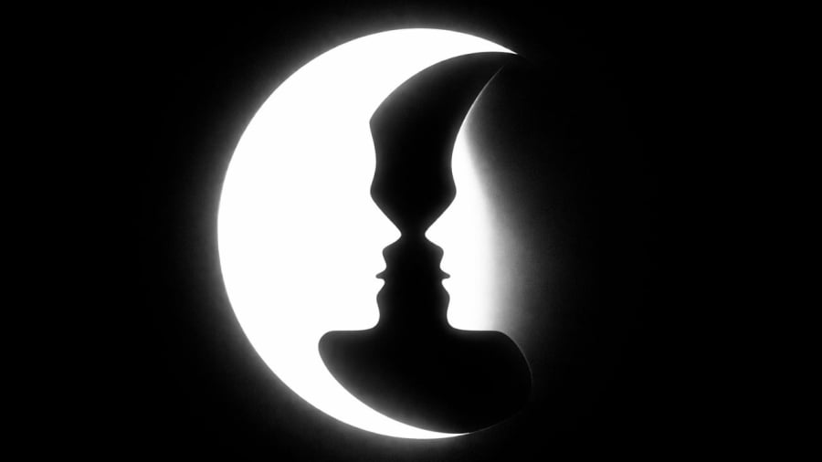 Bạn nhìn thấy gì trước?