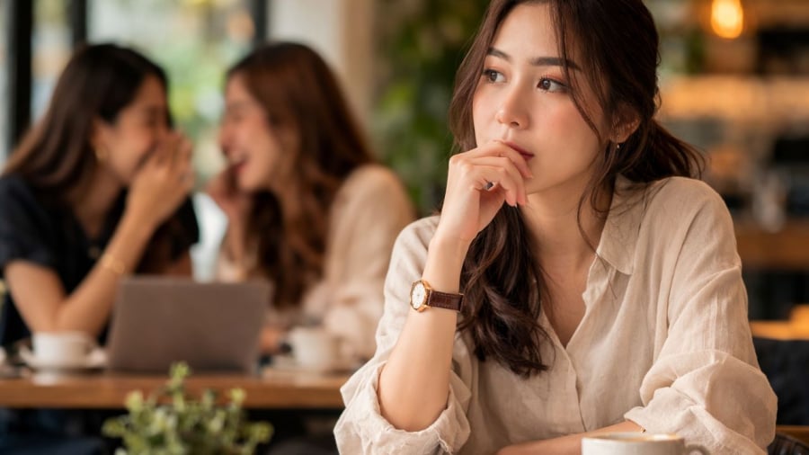 Im lặng đúng lúc chính là khôn ngoan