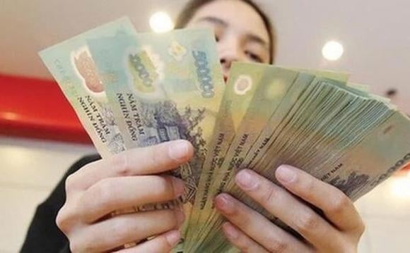 Theo Bộ luật Lao động 2019, người lao động làm đủ 12 tháng cho một doanh nghiệp sẽ được nghỉ phép năm và hưởng nguyên lương theo hợp đồng. 