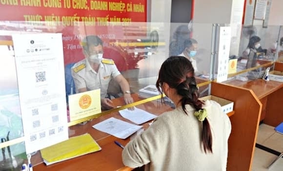 Về thời hạn nộp hồ sơ, đối với tổ chức, doanh nghiệp chi trả thu nhập và thực hiện quyết toán thay cho người lao động theo hình thức ủy quyền, hạn chót là ngày 31/3/2026.