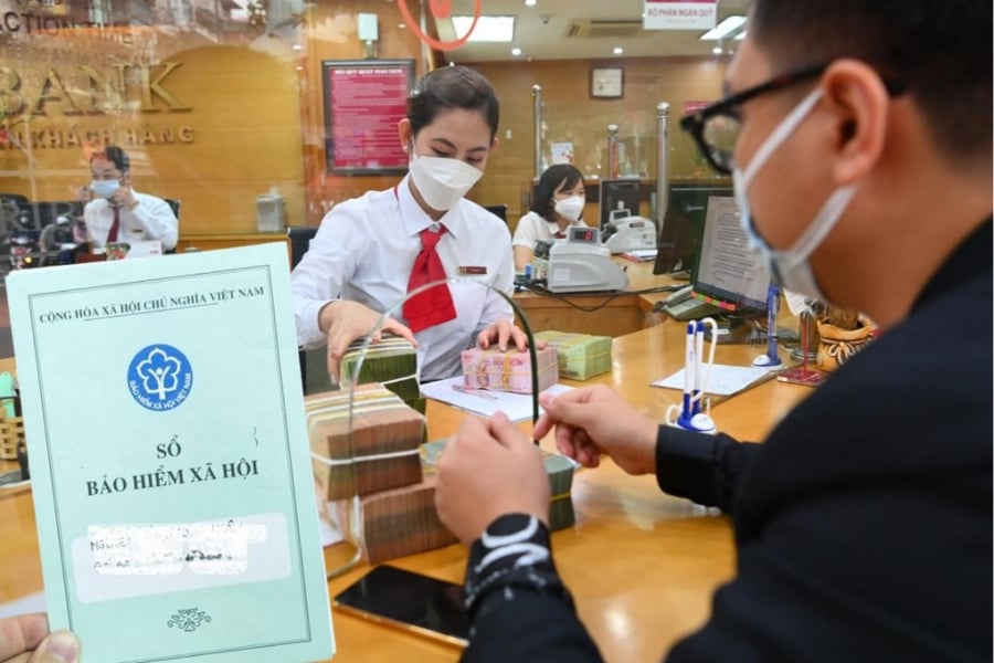 Cơ quan quản lý thuế, cơ quan đăng ký kinh doanh và cơ quan BHXH phải cung cấp thông tin về tình trạng nợ, tình trạng pháp lý và các thông tin liên quan của doanh nghiệp, hợp tác xã trong vòng 3 ngày làm việc kể từ khi nhận yêu cầu của tòa án liên quan đến thủ tục phục hồi hoặc phá sản.