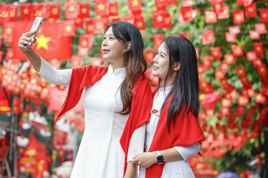 Đại diện Tổng Liên đoàn cho biết, việc xây dựng phương án sẽ dựa trên ý kiến từ công đoàn cơ sở, người lao động, trong đó có cả các kênh mạng xã hội. 