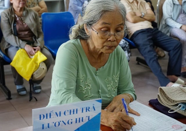 Như vậy, nhóm người hưởng lương hưu thấp sẽ được hưởng mức tăng cơ bản và bổ sung, giúp cải thiện thu nhập thực tế.    