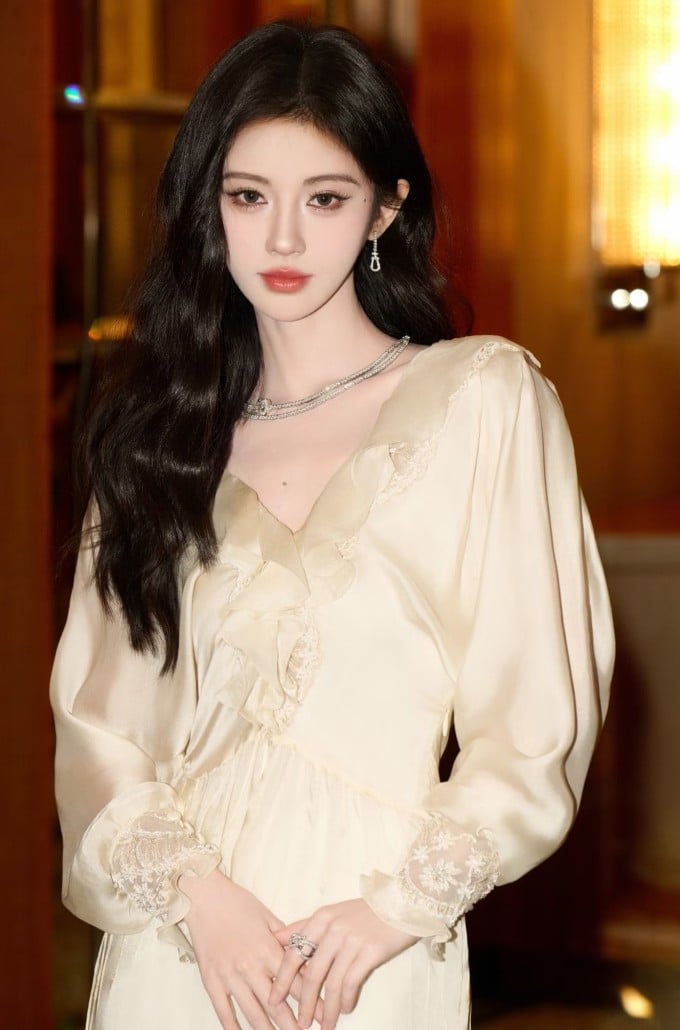 Một làn da muốn giữ được độ trắng sáng lâu dài cần được bảo vệ liên tục khỏi ánh nắng. 