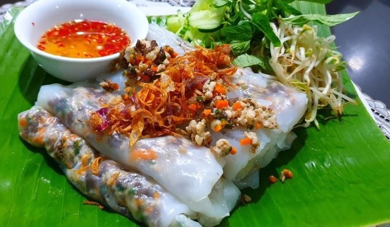 Bánh cuốn là món ăn sáng quen thuộc của người Việt, đặc biệt phổ biến ở các thành phố lớn. 