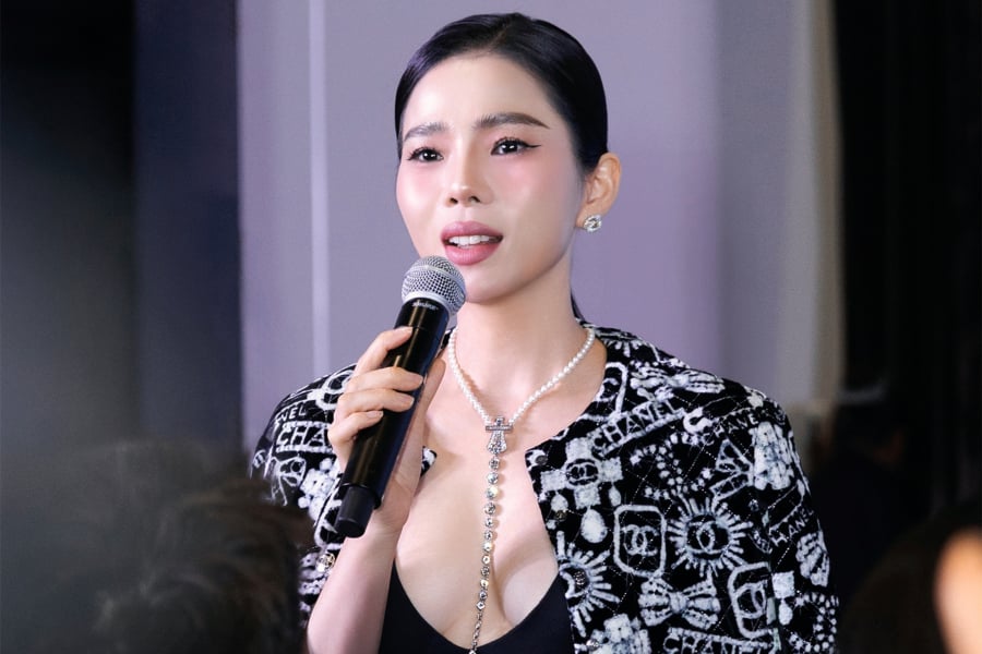 Lệ Quyên viết dòng trạng thái chiêm nghiệm trên Threads, thừa nhận hiện thích sống đơn giản và an yên.