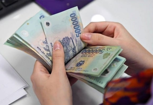 Như vậy, người cao tuổi trong độ tuổi từ 60 đến dưới 80 nếu đủ điều kiện sẽ được nhận trợ cấp 975.000 đồng/tháng, tương đương 1,5 lần mức chuẩn.    