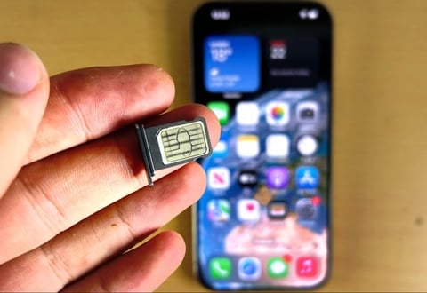 Hết ngày 15/4: Những thuê bao di động nào sẽ bị khóa SIM?