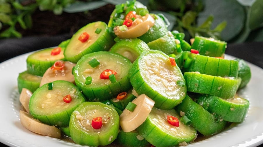 Thường xuyên ăn mướp vào mùa hè mang lại nhiều lợi ích cho sức khỏe.