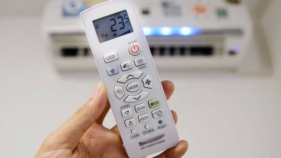 Sử dụng chế độ Eco giúp duy trì nhiệt độ phòng ở mức ổn định mà không tiêu tốn quá nhiều điện.