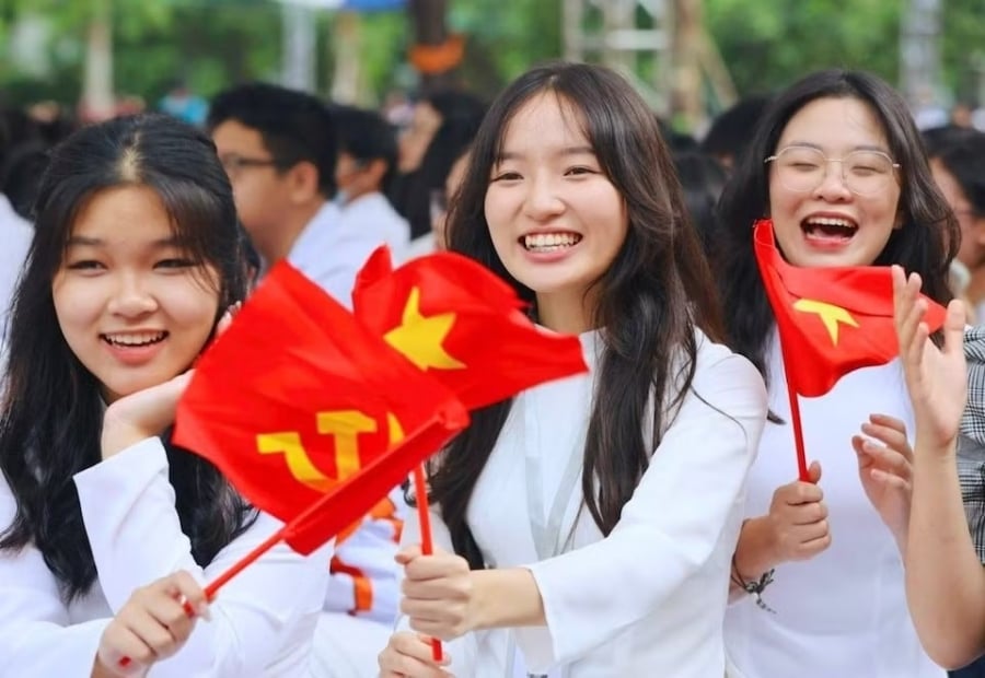 Đối với kỳ nghỉ lễ kỷ niệm Ngày Chiến thắng 30/4 và Ngày Quốc tế Lao động 1/5, học sinh Hà Nội được nghỉ chính thức trong hai ngày 30/4 và 1/5.