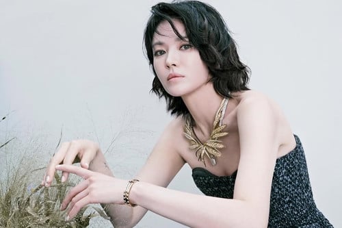 Một trong những yếu tố quan trọng giúp duy trì làn da trẻ trung là bảo vệ da khỏi tác động của tia UV. 