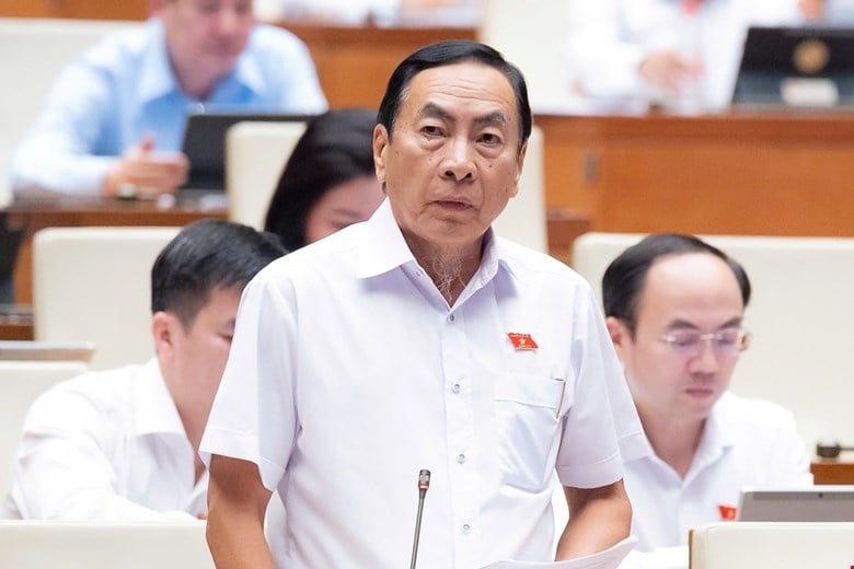 Đại biểu Phạm Văn Hòa (Đoàn Đồng Tháp) cho rằng việc điều chỉnh tăng lương cơ sở là cần thiết và mang lại tác động tích cực đối với đội ngũ cán bộ, công chức, viên chức – những người hưởng lương từ ngân sách nhà nước.    