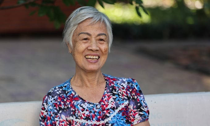 Về lộ trình chính sách, từ năm 2026, tuổi nghỉ hưu tiếp tục điều chỉnh lên 61 tuổi 6 tháng đối với nam và 57 tuổi đối với nữ, đồng thời điều kiện hưởng lương hưu cũng được siết theo lộ trình.