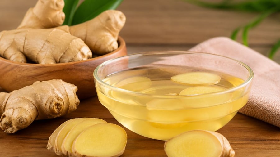 Gội đầu bằng nước gừng có thể giúp giảm rụng tóc