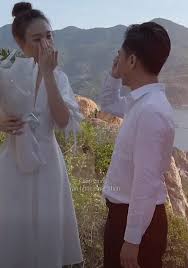 Đàm Thu Trang chia sẻ đoạn clip ghi lại khoảnh khắc ngọt ngào bên ông xã Cường Đô La