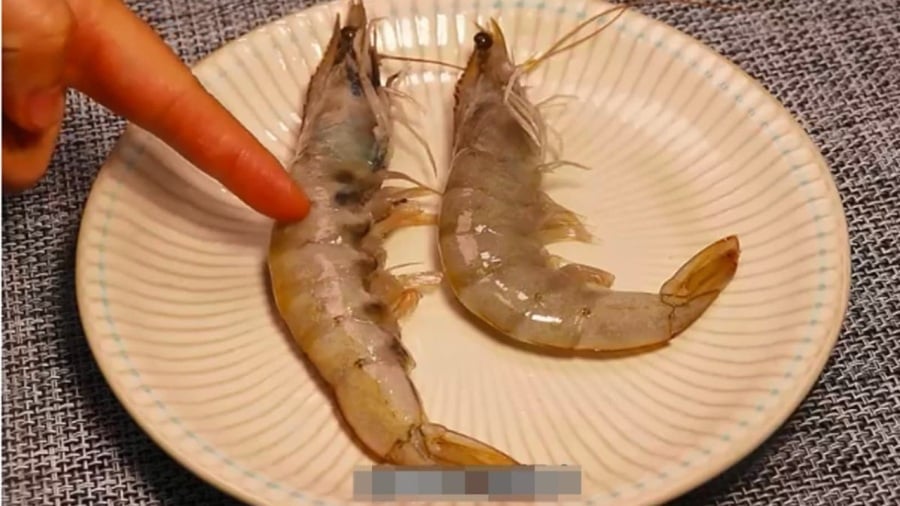 Người bán tôm nói nhỏ: Chọn tôm nuôi hay tôm tự nhiên cứ làm theo cách này?