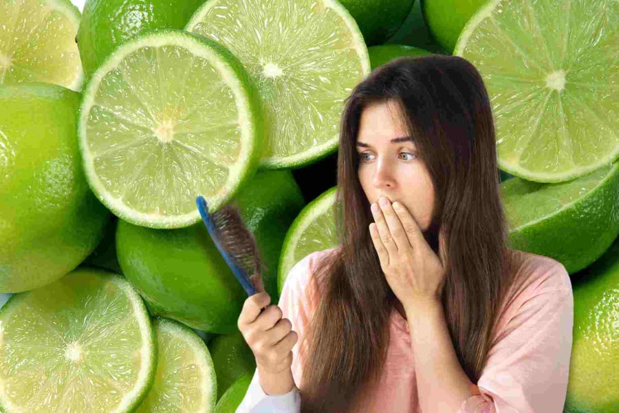 Gàu thường xuất hiện khi da đầu bong tróc và môi trường vi sinh mất cân bằng. 