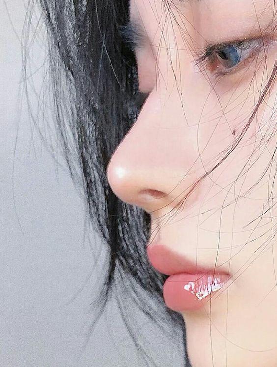 Serum chứa vitamin C được xem là lựa chọn phù hợp để sử dụng vào buổi sáng, đặc biệt khi kết hợp cùng kem chống nắng.     