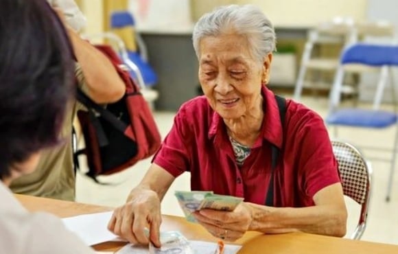 Thông qua việc tham gia quỹ hưu trí bổ sung, người lao động có thêm một nguồn tài chính dài hạn để bảo đảm cuộc sống khi về già.    