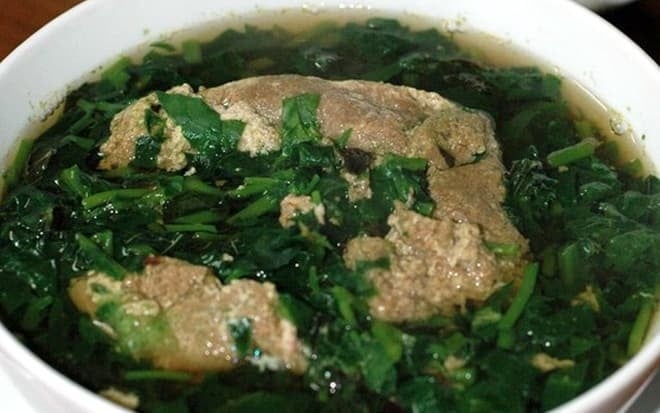 Đối với phụ nữ mang thai và sau sinh, rau đay còn được xem là thực phẩm hỗ trợ an thai và lợi sữa, góp phần cải thiện sức khỏe trong giai đoạn nhạy cảm này.    